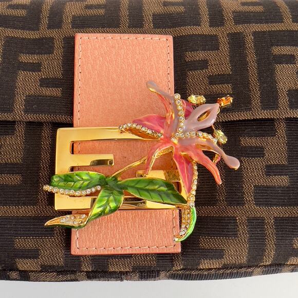 Vintage Fendi Enamel Flower Buckle Zucca Baguette - Picture 3 of 7